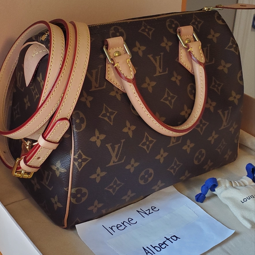 Louis Vuitton Speedy 25 Monogram with Free Etsy Strap, Dustbag, Lock & K…